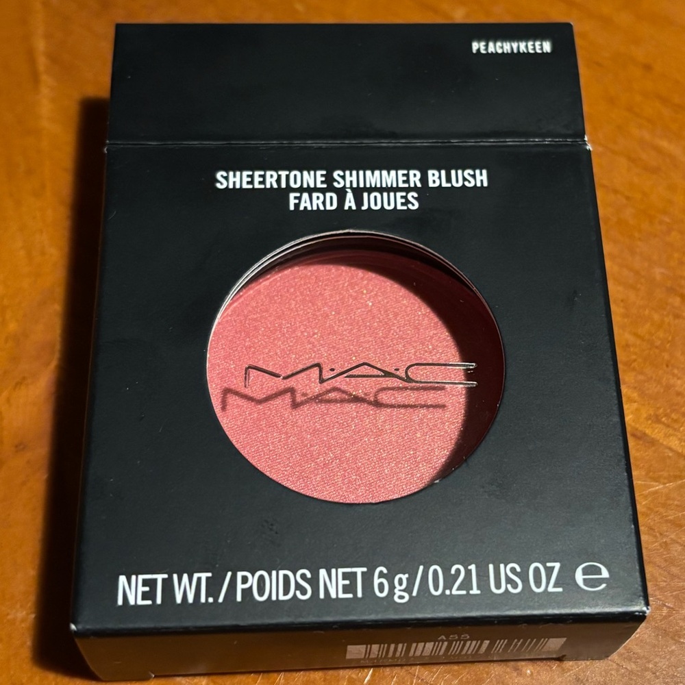 MAC Sheertone Shimmer Blush Peachykeen - Picture 4 of 16